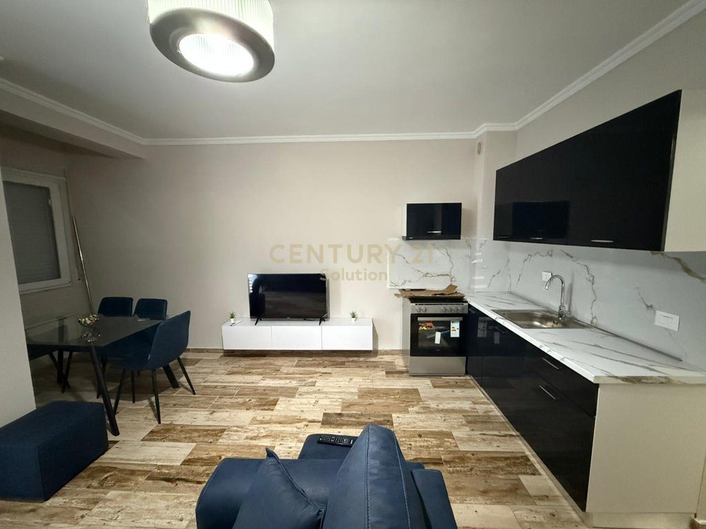 JEPET APARTAMENT 1+1 PER QIRA NE GOLEM!
