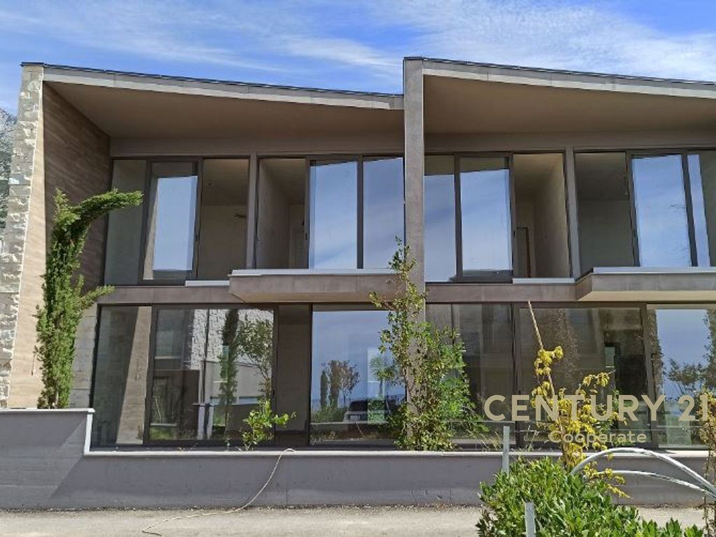 SHESIM VILË NË OLEA RESIDENCE - PAMJE NGA DETI
