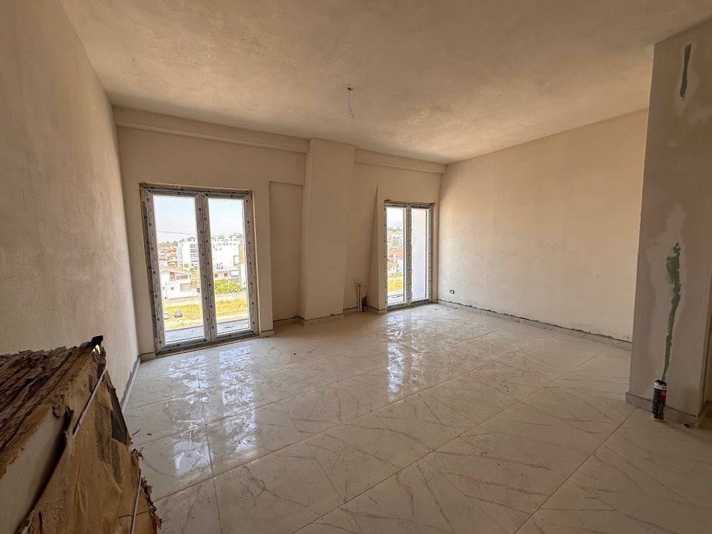 PER SHITJE GARSONIERE TEK REZIDENCA "PORTA E RE" SAUK !