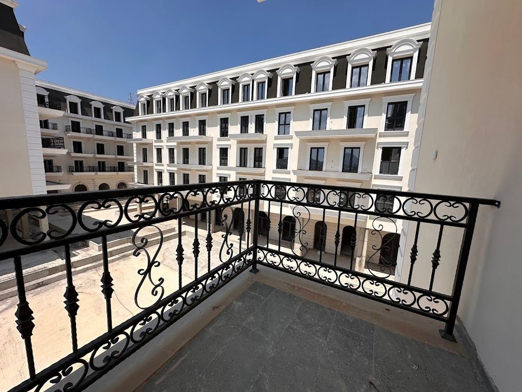 PER SHITJE APARTAMENT 2+1+2 TEK REZIDENCA "PORTA E RE" SAUK !