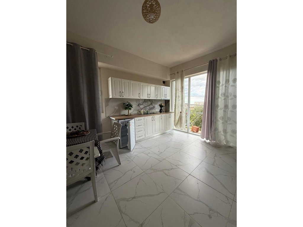 JEPEN ME QIRA 4 -STUDIO NE RRUGEN "DHIMITER KONOMI" PRANE "LE PALAZZINE"!!!