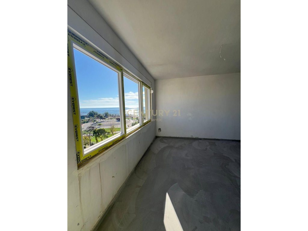 Apartament me lokacion fantastik dhe pamje deti , 1+1+ballkon Për Shitje në Golem, Durrës - 133,110€ | 78.3 m² - Century...