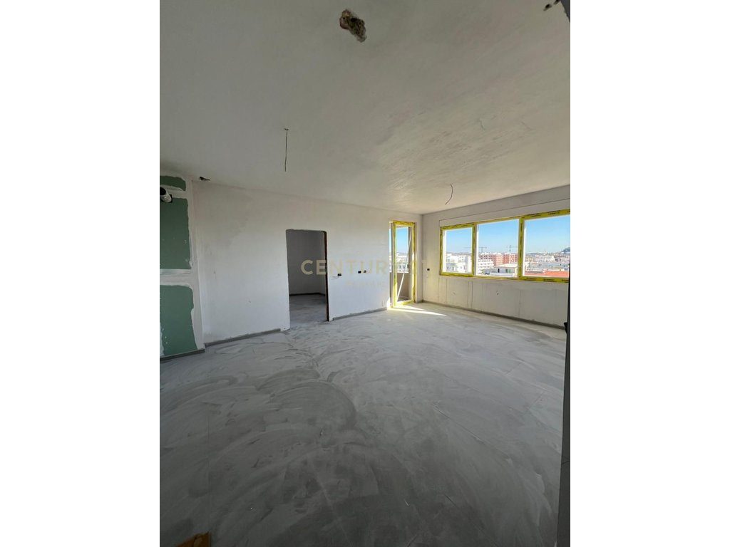 Apartament me lokacion fantastik dhe pamje deti , 1+1+ballkon Për Shitje në Golem, Durrës - 133,110€ | 78.3 m² - Century...