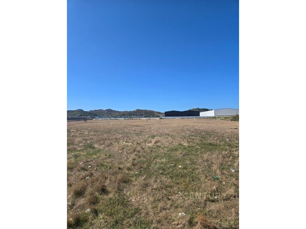 Tokë Industriale Per Shitje në Porto Romano, Durrës - 240000€ | 4000 m²