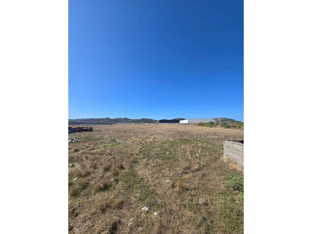 Tokë Industriale Per Shitje në Porto Romano, Durrës - 240000€ | 4000 m²