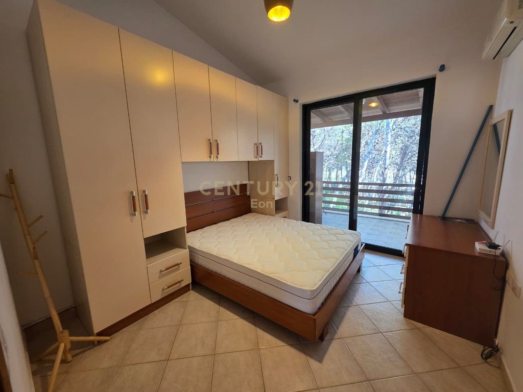 Jepet Apartament 2+1 Me Qira tek Laguna Blu ne Qerret!
