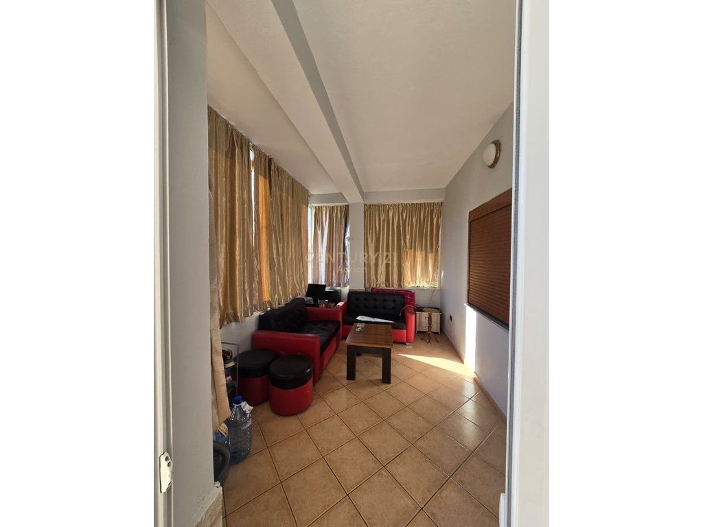 Shtëpi  private në shitje Univers City , Tiranë | 330 m²!