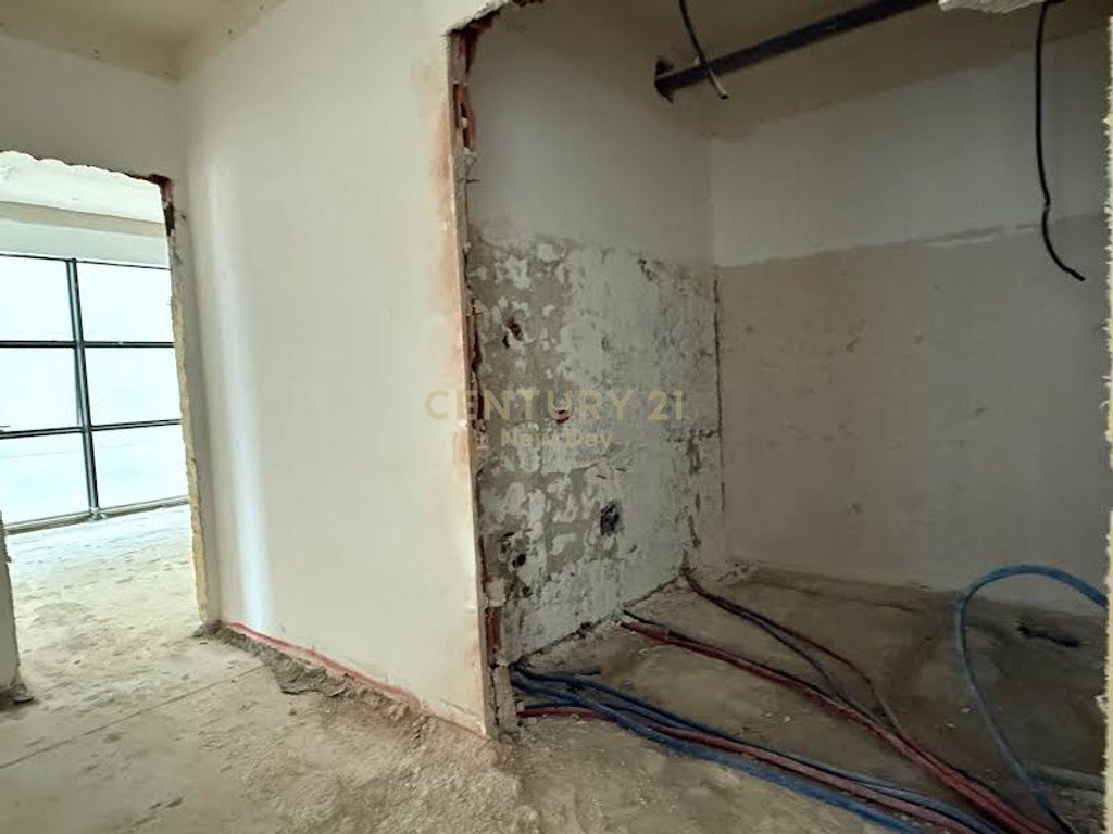 Apartament per shitje tek 27kt.