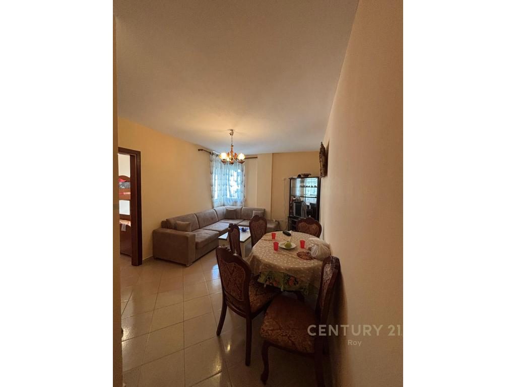APARTAMENT PER QIRA PRANE DETIT NE GOLEM!