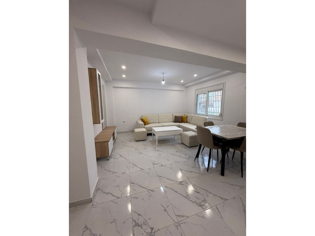 JEPET ME QIRA APARTAMENT 1+1 TEK “TREGU I ORIZIT”, VLORE