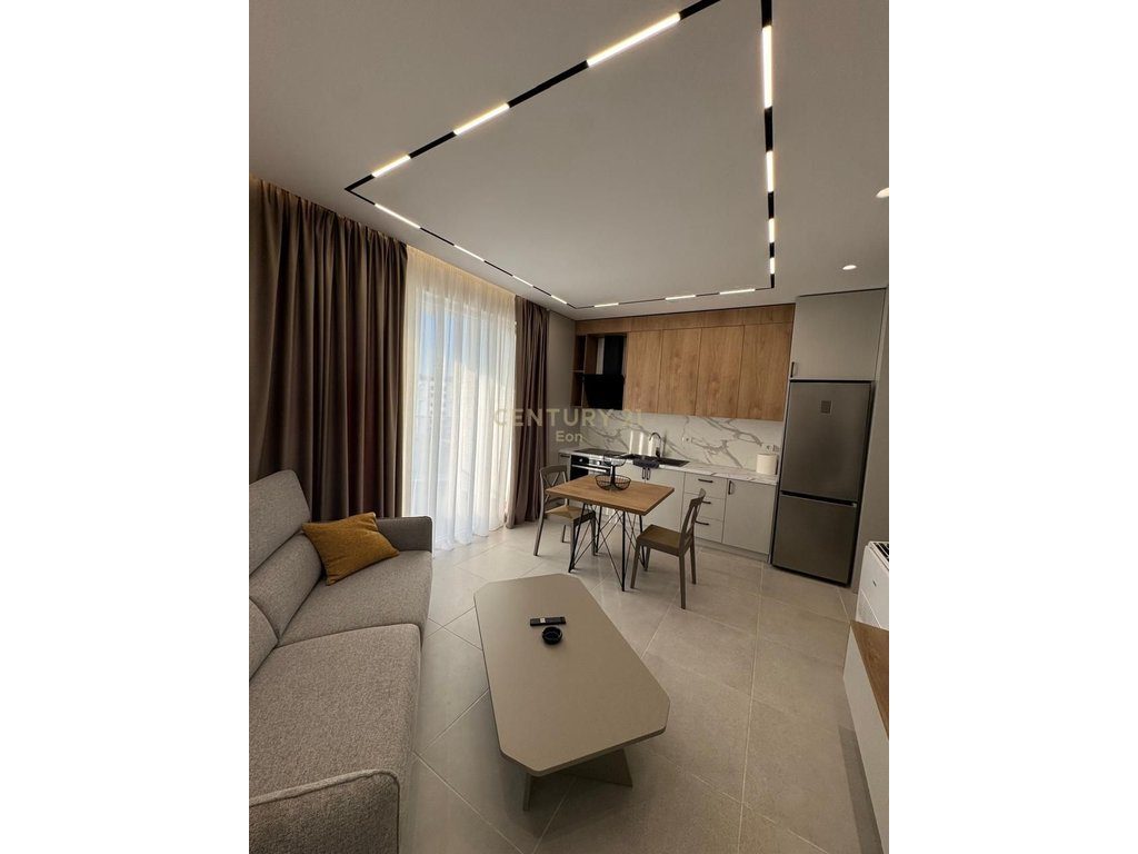 JEPET ME QIRA APARTAMENT 2+1 I ARREDUAR NE GOLEM PRANE PREMIUM HOTEL !