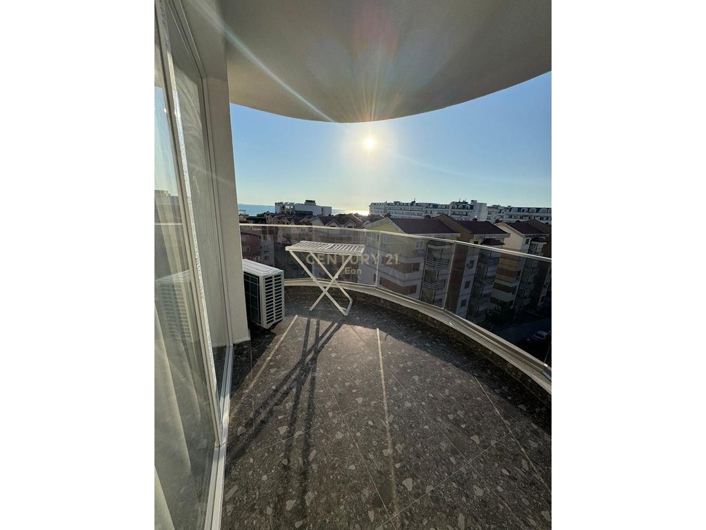 JEPET ME QIRA APARTAMENT 2+1 I ARREDUAR NE GOLEM PRANE PREMIUM HOTEL !