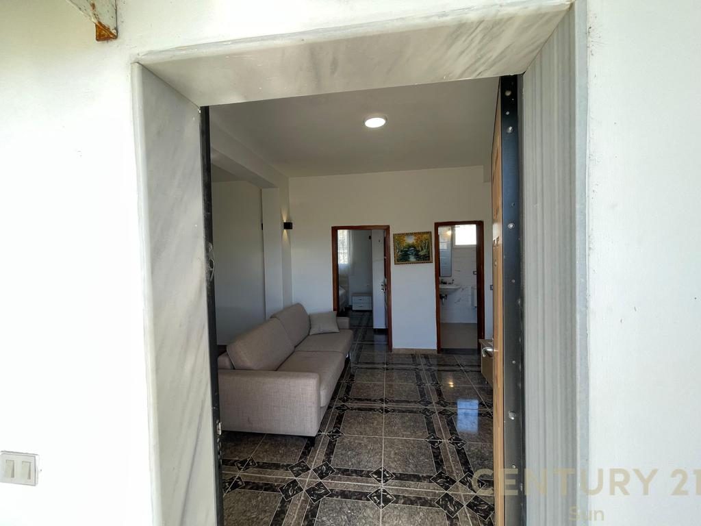 APARTAMENT 2+1+2 PER QIRA PRANE PORTIT - VLORE!