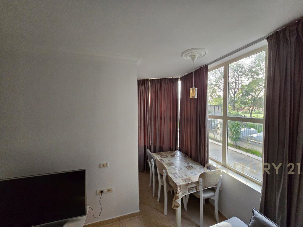 SHITET APARTAMENT 1+1 TEK MALI I ROBIT!