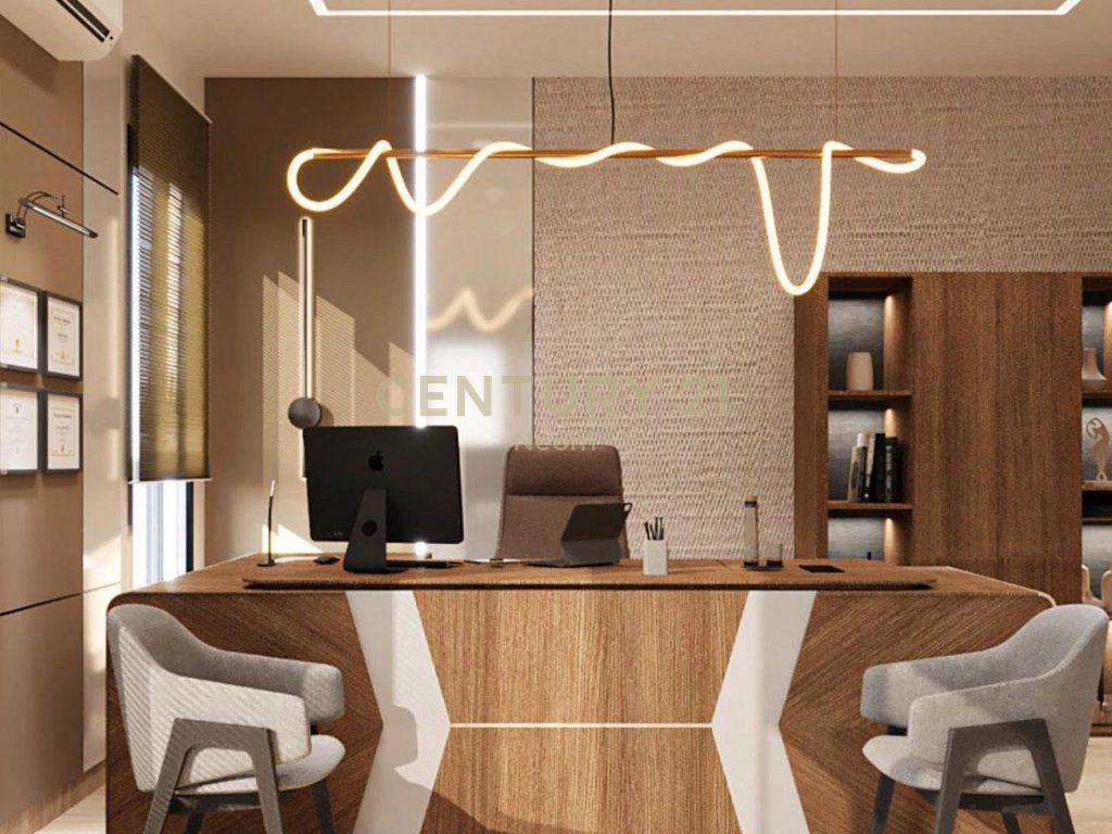 JEPET AMBIENT ME QIRA - 110 m², NË ZEMËR TE BLLOKUT!!