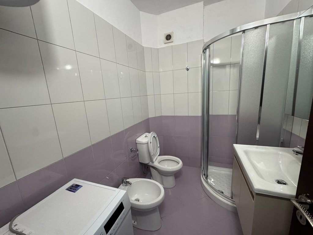 APARTAMENT 1+1 PER QERA ,NE LUNGOMARE!