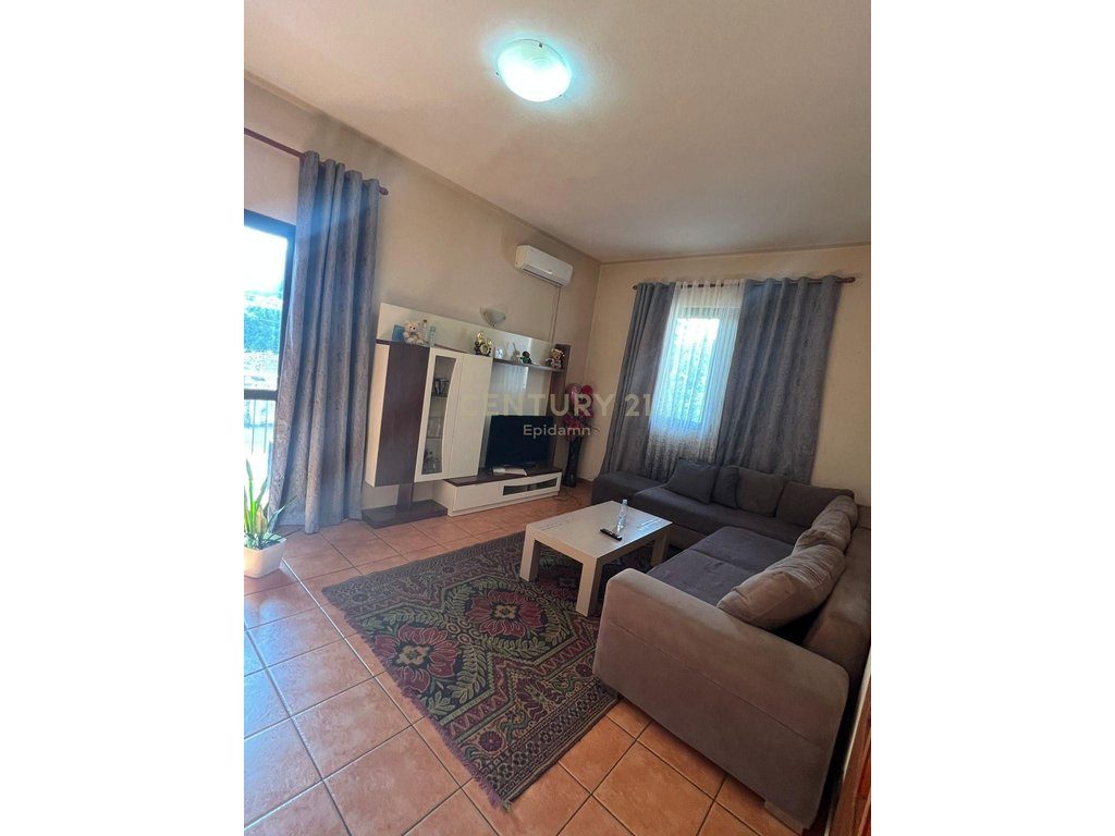 Apartament 3+1 në shitje në Spitallë, Durrës - 130000€ | 224 m²