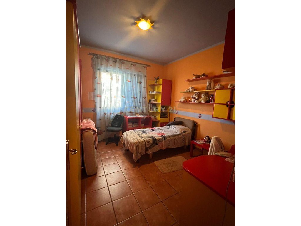 Apartament 3+1 në shitje në Spitallë, Durrës - 130000€ | 224 m²