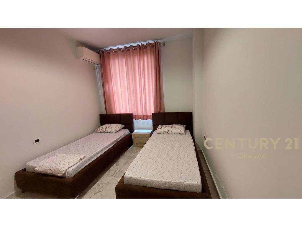 APARTAMENT 2+1 PER QIRA NE LUNGOMARE