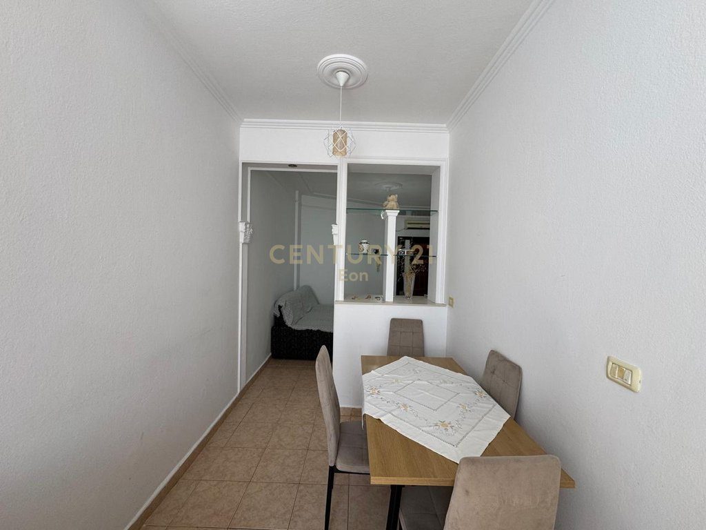 SHITET APARTAMENT 1+1 NE SHKEMBIN E KAVAJES, 150 M AFER DETIT !!!