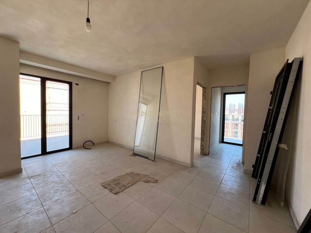 SHESIM APARTAMENT 2+1+2 NE RRUGEN E CIPAJVE NE VLORE!!!
