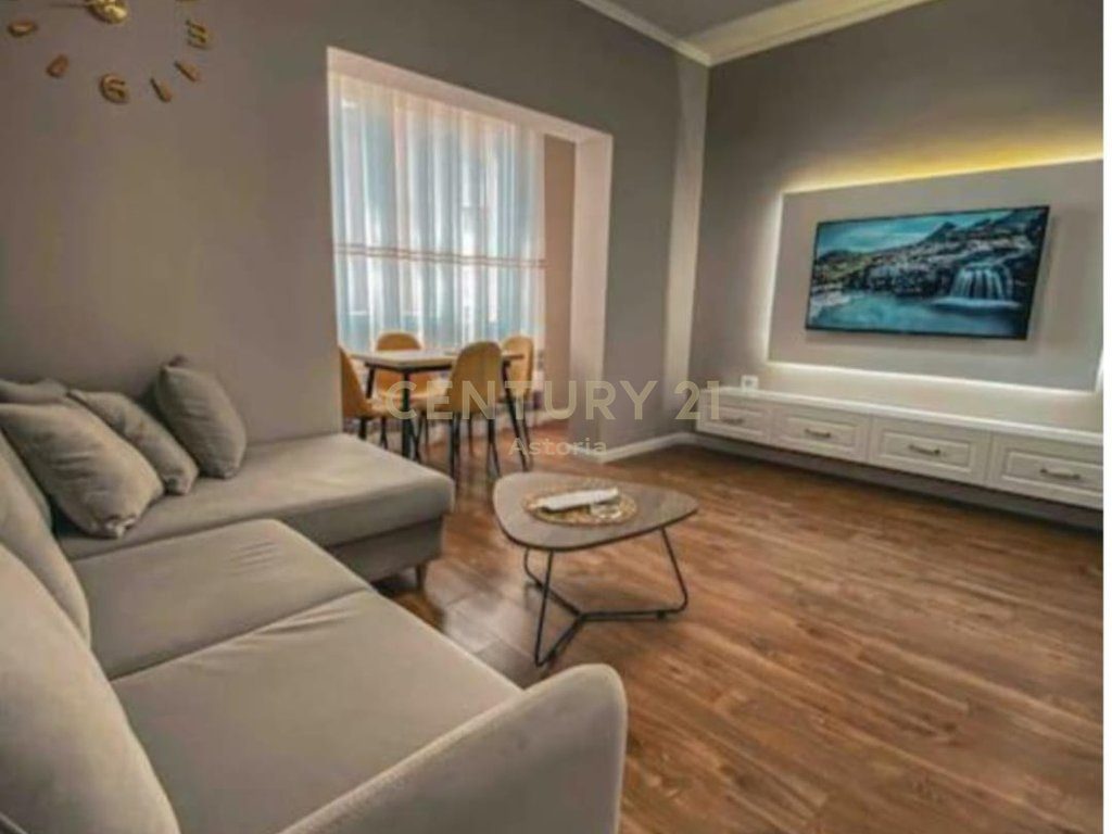 2 apartamente 1+1 për shitje ne Ali Demi