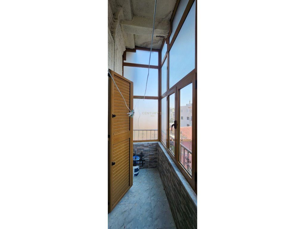 Apartament 2+1 Me Qira në Qendrën e Durrësit !