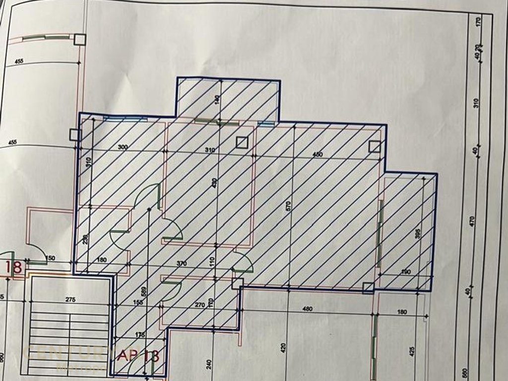 Apartament 2+1+2 me 2 Ballkone në Shitje pranë Radisson Hotel te liqeni i thate