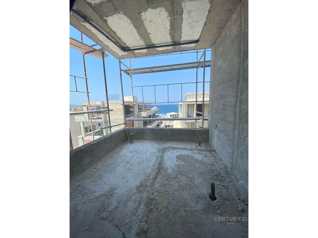 SHITET APARTAMENT 1+1 , SARANDE