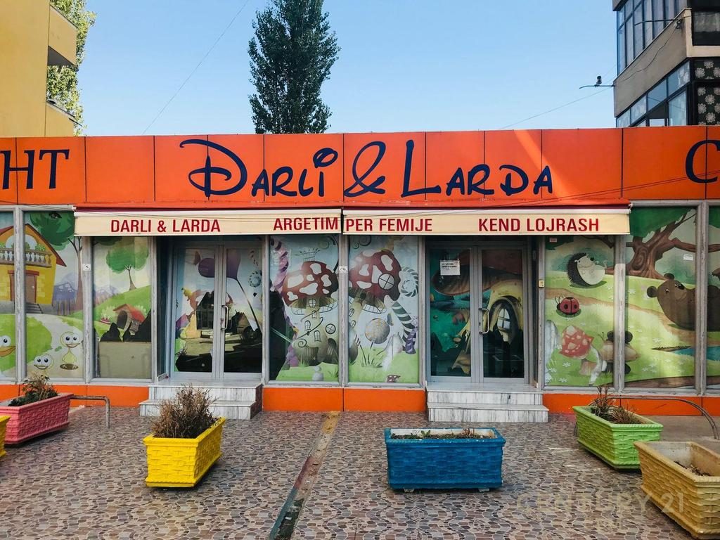 Ambient komercial per Qira në Plazh Iliria, Durrës - 800€ | 250 m²