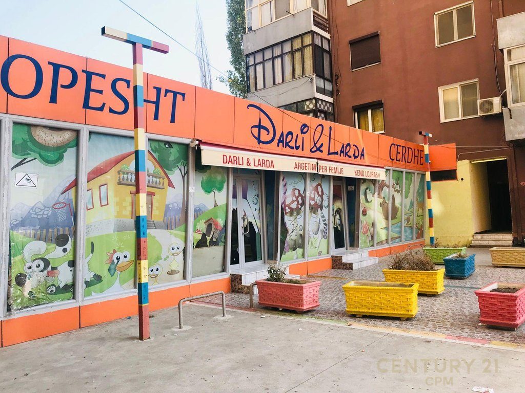 Ambient komercial per Qira në Plazh Iliria, Durrës - 800€ | 250 m²