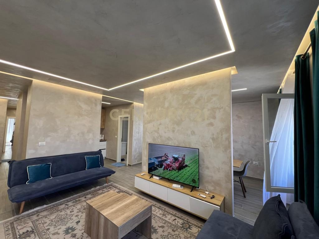 OFROJME PER SHITJE SUPER APARTAMENT I INVESTUAR 3+3+3 BALLKONE,NE QERRET .20M NGA DETI !