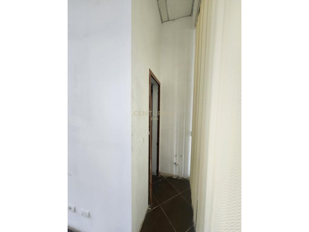 Ambient për Shitje prane Spitalit, Durrës - 120000€ | 60.67 m²