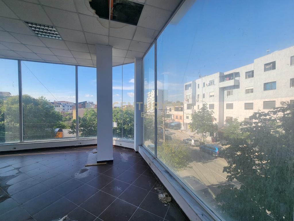 Ambient biznesi për shitje te Spitali, Durrës - 164000€ | 82.41 m²