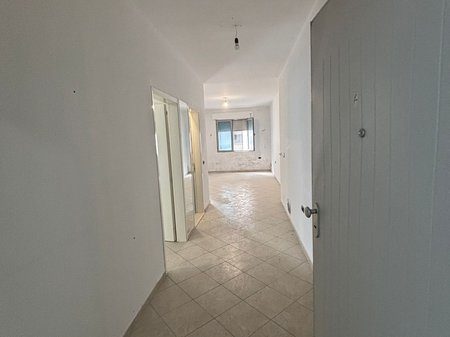 SUPER MUNDESI INVESTIMI!!! SHESIM 4 APARTAMENTE  ME TIPOLOGJI 1+1 NE  "PLAZH TE VJETER"