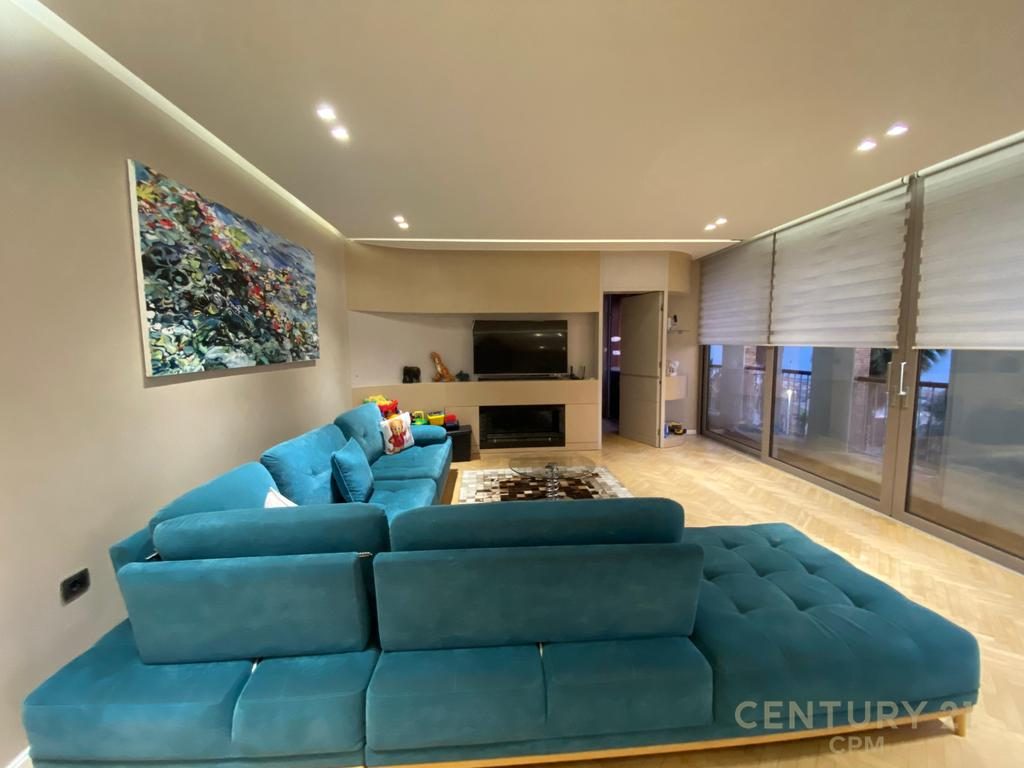 NE SHKEMBIN E KAVAJES SHESIM APARTAMENT LUKSOZ 1+1  PAMJE BALLORE NE DET