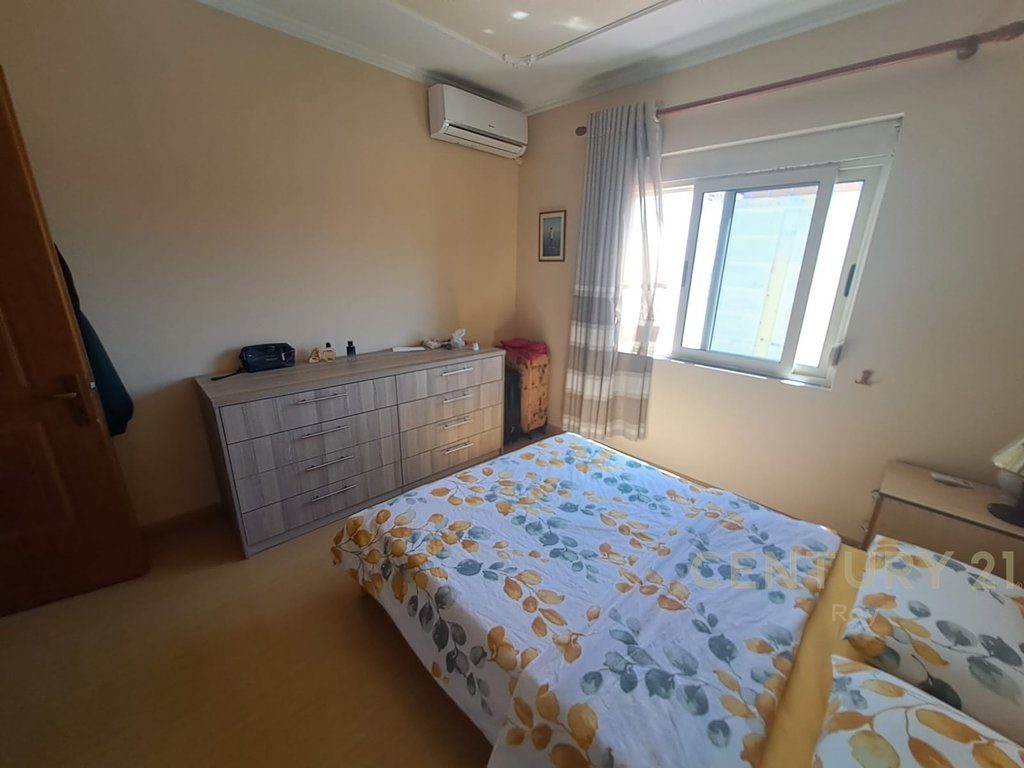 SHITET APARTAMENT 4+1+2 NE LAGJEN nr.6 AFER KOPSHTIT SOTIR NOKA.!!