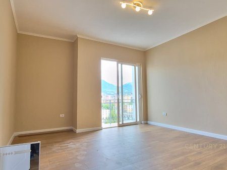SHESIM APARTAMENT 1+1 TEK SOL RESIDENCE, MINISTRIA E JASHTME!