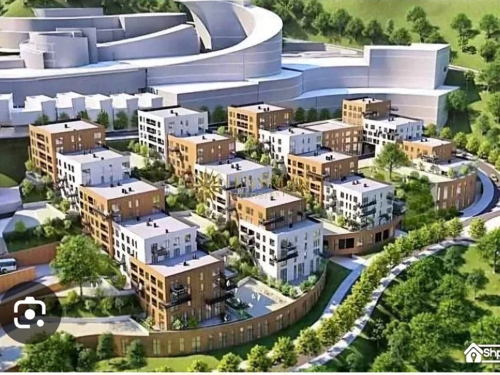 OKAZION!
SHITET APARTAMENT 2+1+2 TUALETE + VERANDE TEK KODRA E DIELLIT