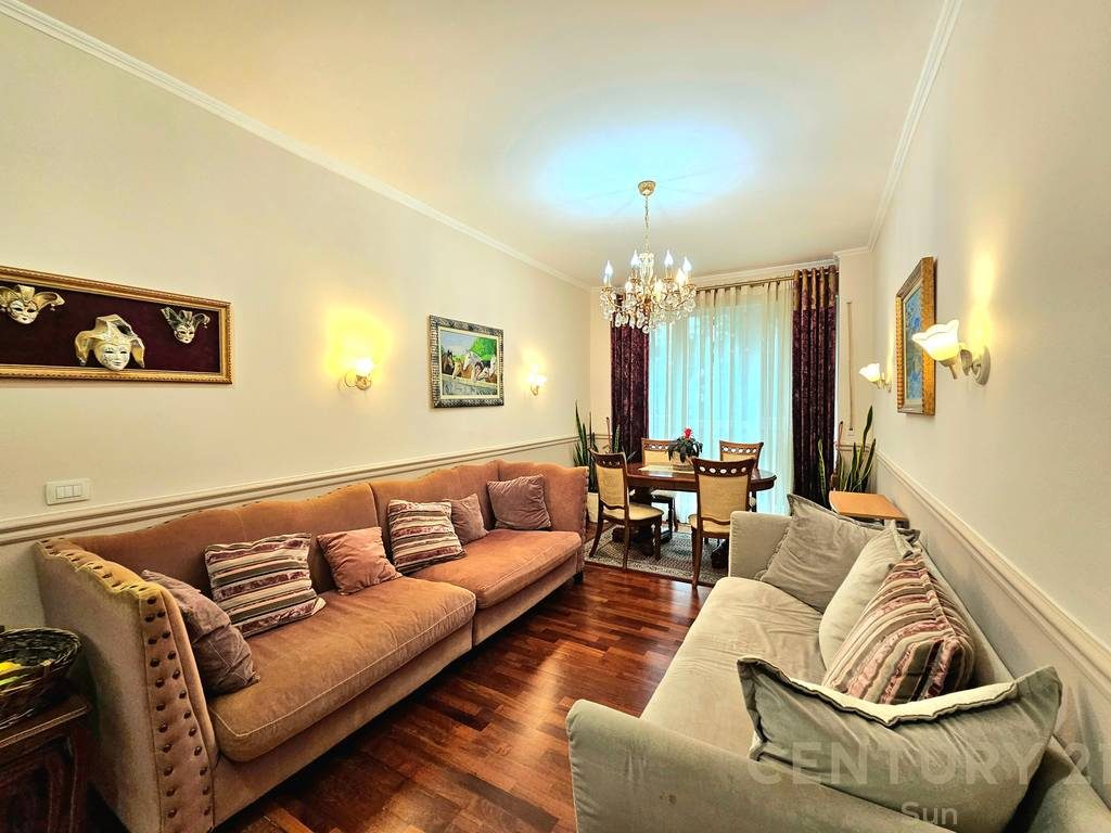 APARTAMENT 2+1+PARKIM PER QIRA PRANE KOPSHTIT ZOOLOGJIK.