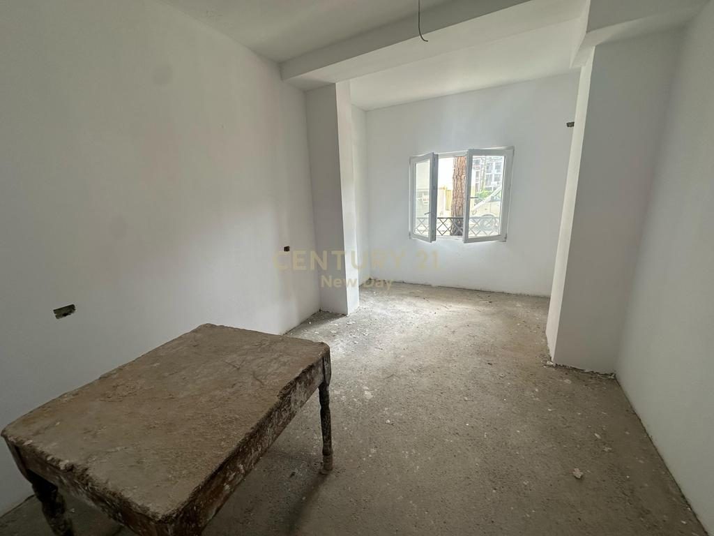 Apartament 1+1 Për Shitje në Mali i Robit, Durrës