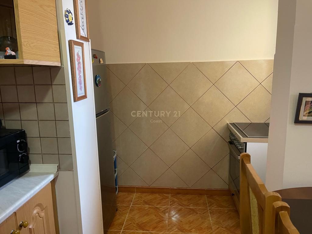 JEPET ME QIRA APARTAMENT 2+1 NE VLORE, RRUGA KOSOVA PRANE ROSSMAN & LALA
