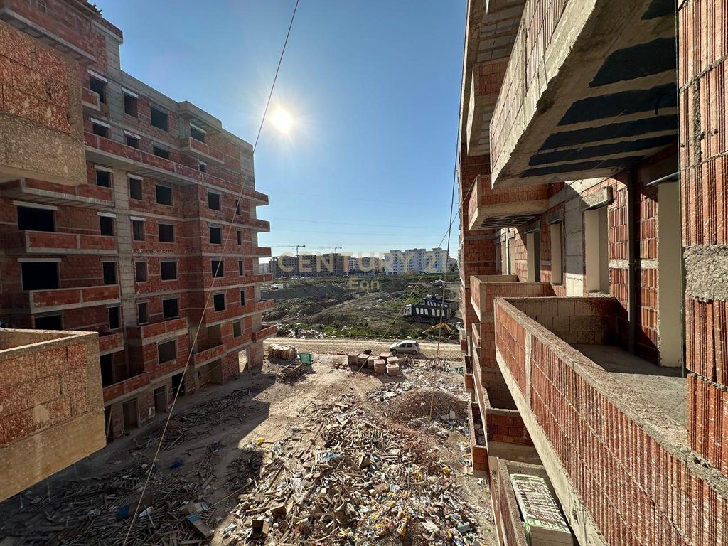 SHESIM APARTAMENT 1+1 NE KOMPLEKSIN ME TE RI GOLEM ME PISHINE!