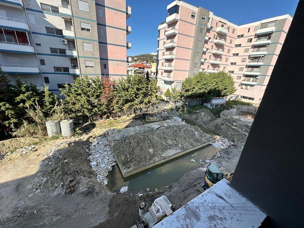 SHESIM APARTAMENT 1+1 NE KOMPLEKSIN ME TE RI GOLEM ME PISHINE!