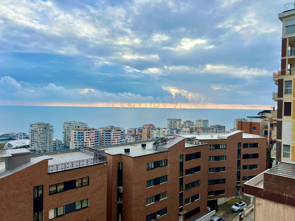 Apartament 2+1 Me Qira në Vilën e Zogut, Durrës!