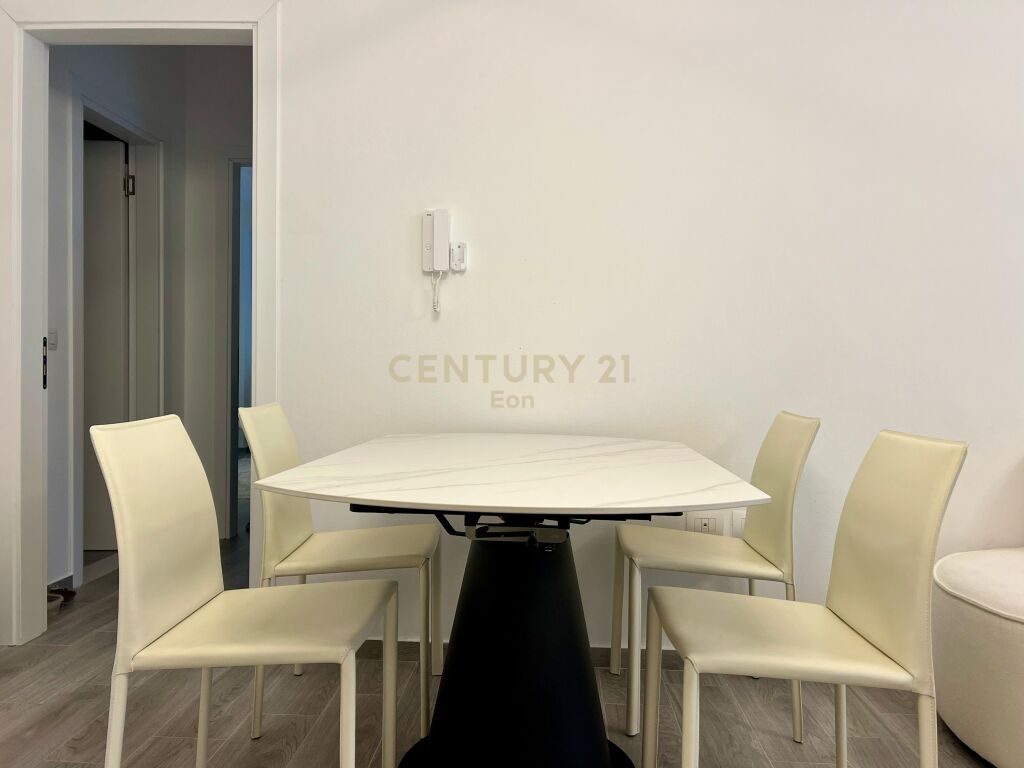 Apartament 2+1 Me Qira në Vilën e Zogut, Durrës!