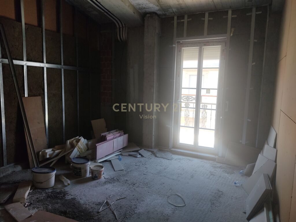 Apartament 3+1+2 për Shitje në Sarreq, Shkodër -  190m²