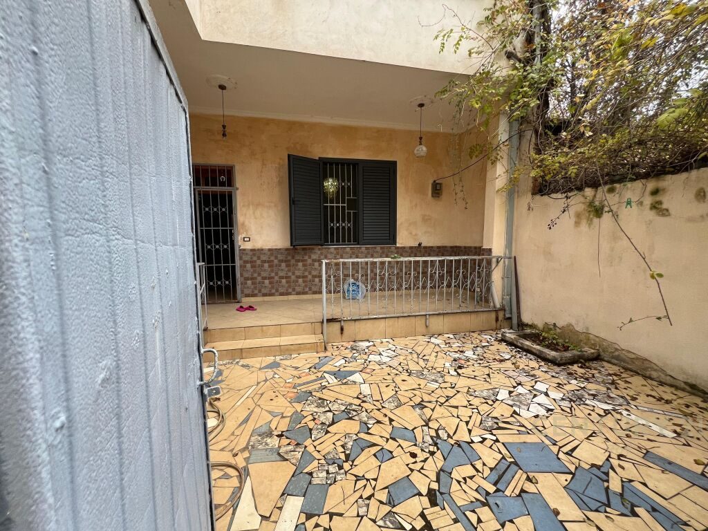 OKAZION **SHITET SHTEPI PRIVATE NE SHKOZET,DURRES!! 650€/m2**