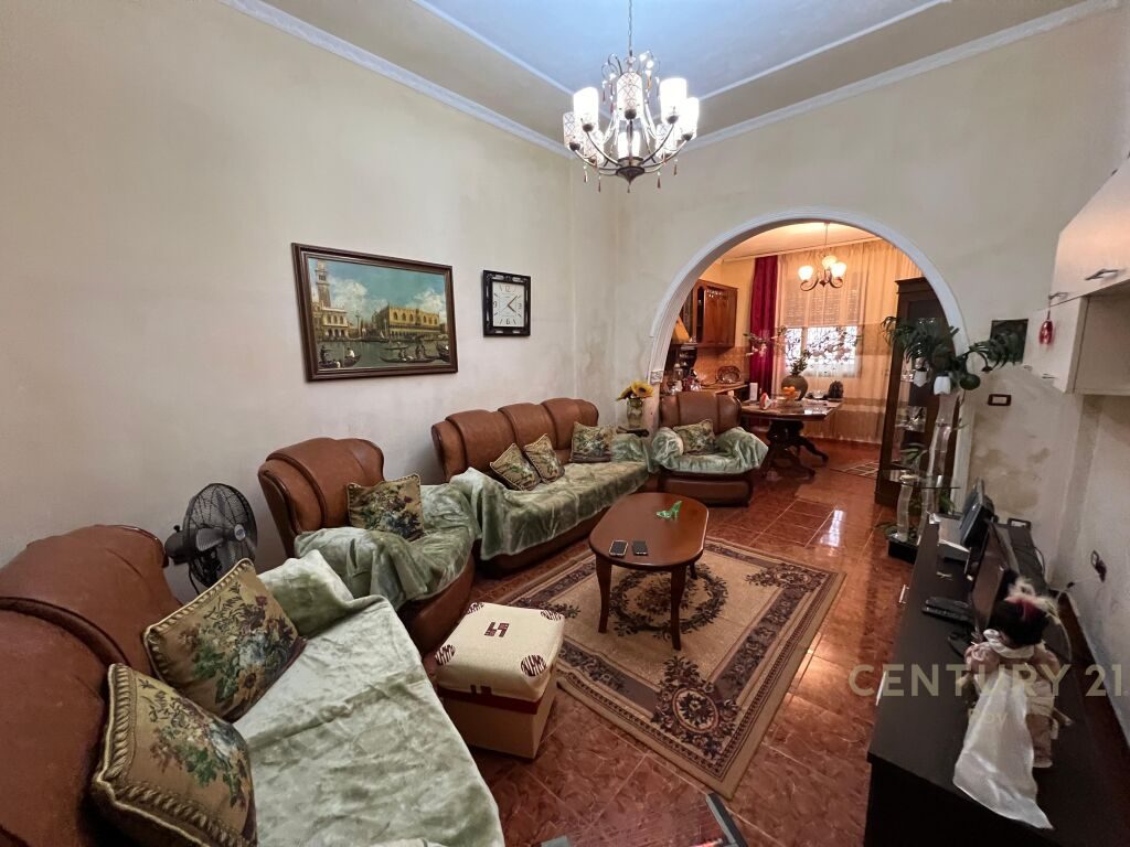 OKAZION **SHITET SHTEPI PRIVATE NE SHKOZET,DURRES!! 650€/m2**