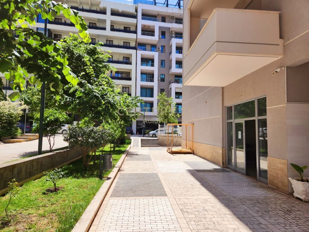Apartament 2+1 për Shitje në Lungomare
